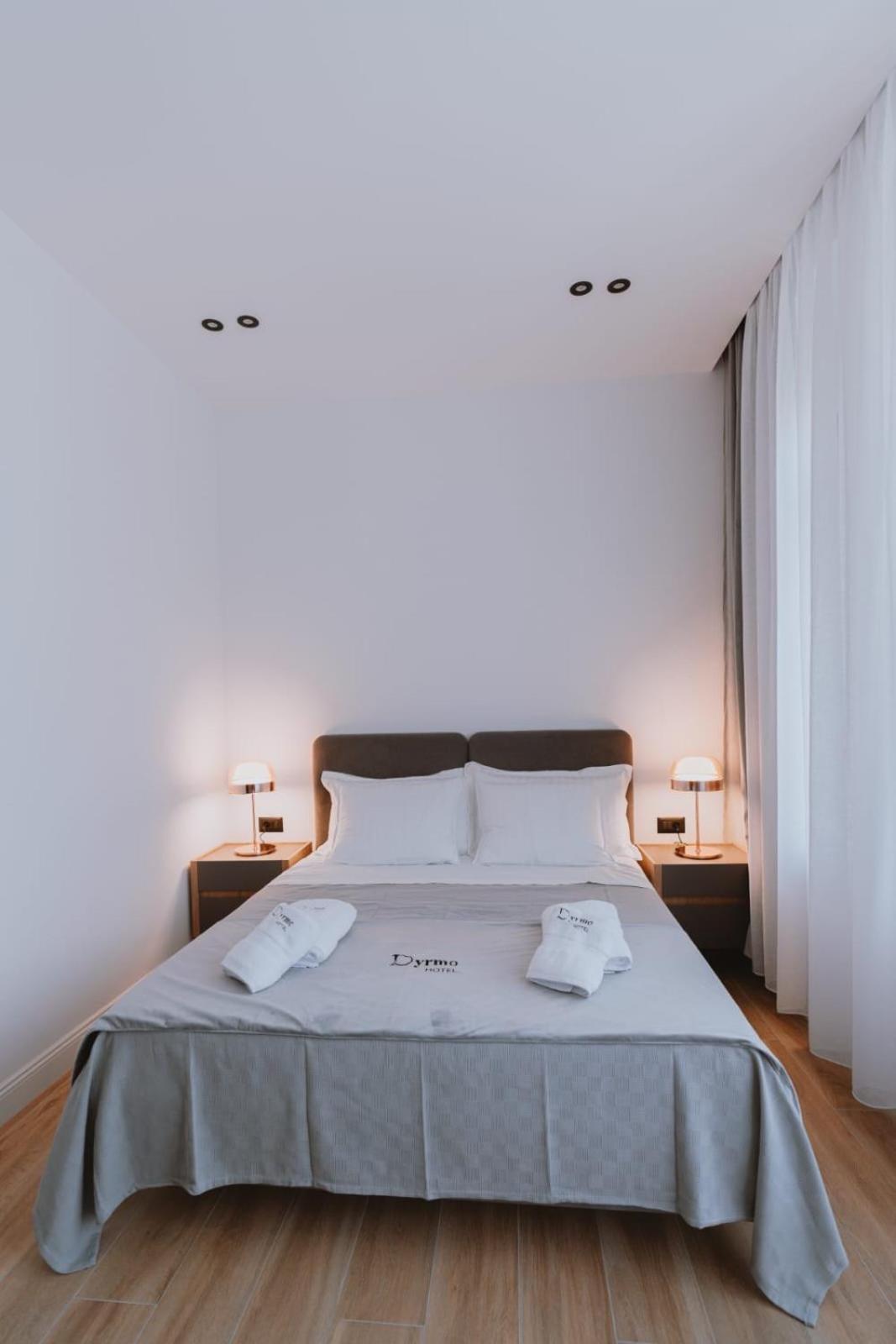 Dyrmo Hotel بيرات المظهر الخارجي الصورة