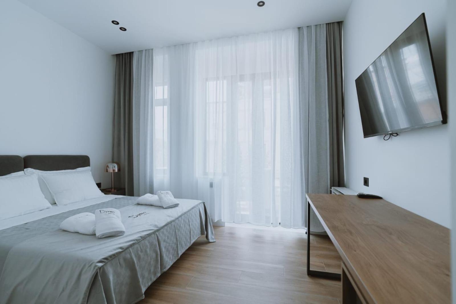 Dyrmo Hotel بيرات المظهر الخارجي الصورة